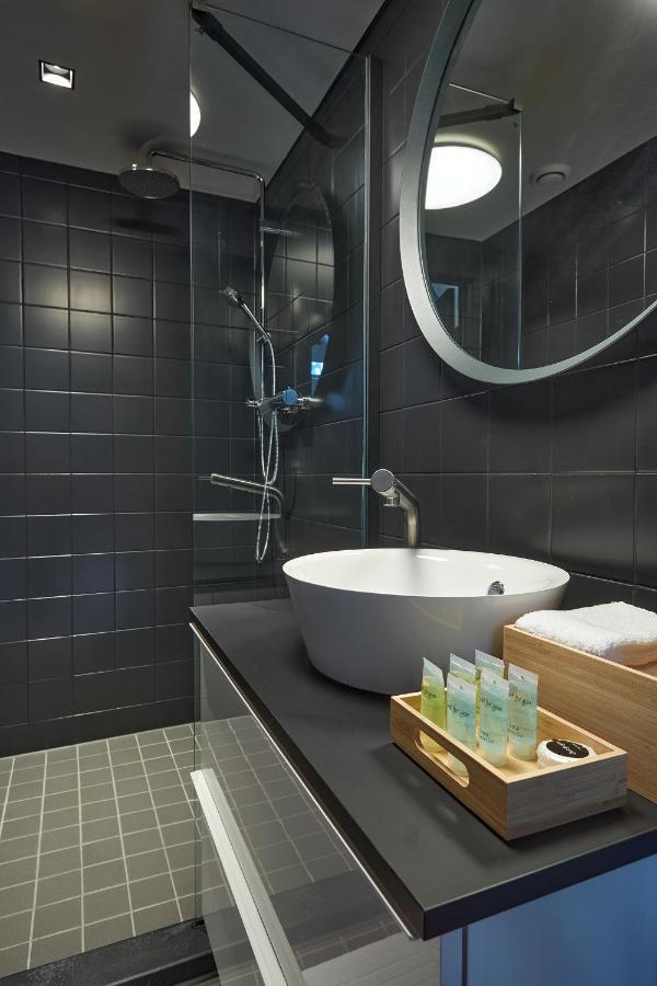 The Guest Apartments - Uilenburg 's-Hertogenbosch  ภายนอก รูปภาพ